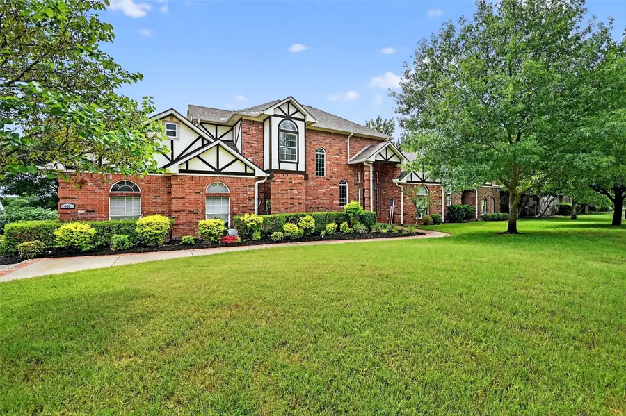 409 Navajo Trail, Lake Kiowa, TX 76240 - Image #3