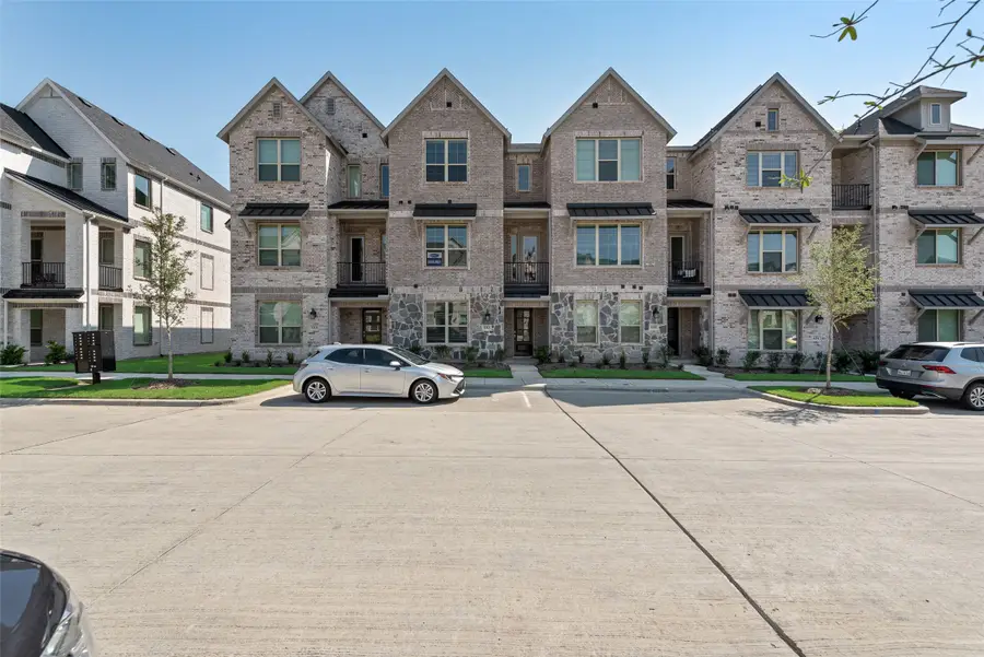 8313 Huron Peak Drive, Frisco, TX 75034 - Image #2