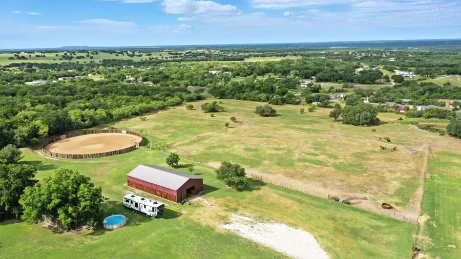 736 Lands Way Road, Weatherford, TX 76087 - Image #3