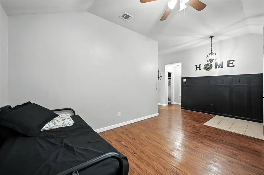 11824 Ponderosa Pine Drive, Fort Worth, TX 76244 - Image #3