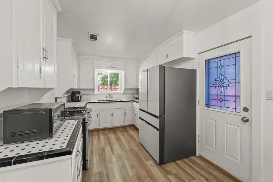 1207 Engle Avenue, Dallas, TX 75224 - Image #3