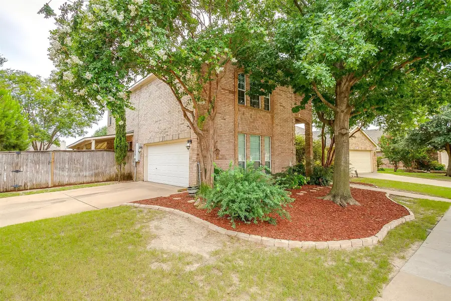 4426 Shady Elm Drive, Mansfield, TX 76063 - Image #2