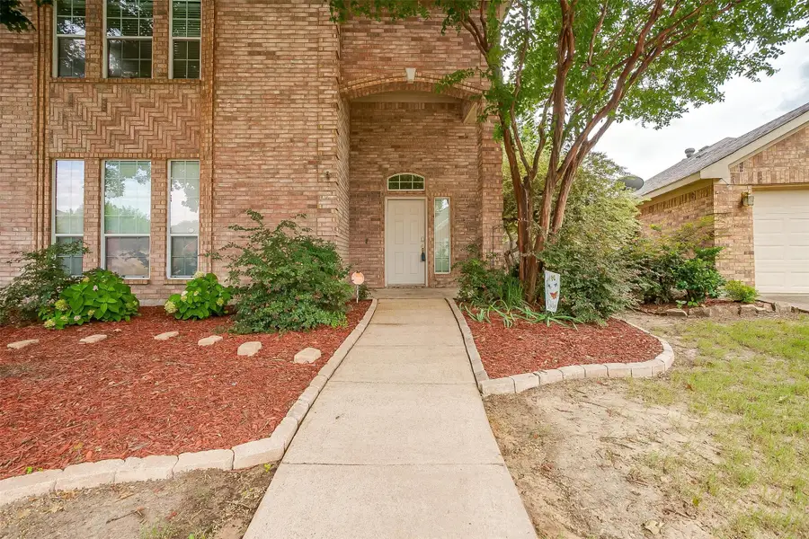 4426 Shady Elm Drive, Mansfield, TX 76063 - Image #3
