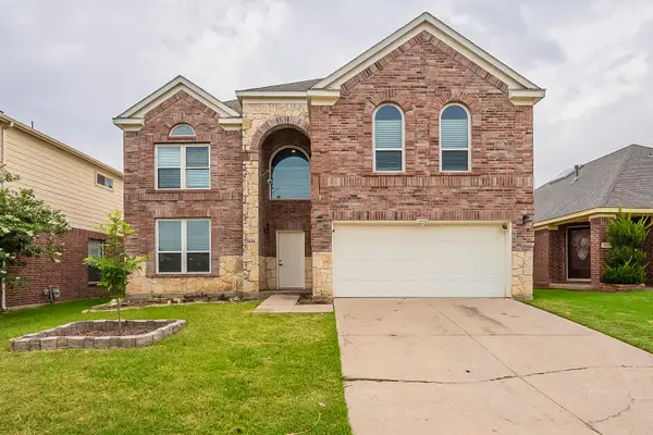 3829 Aldersyde Drive, Fort Worth, TX 76244