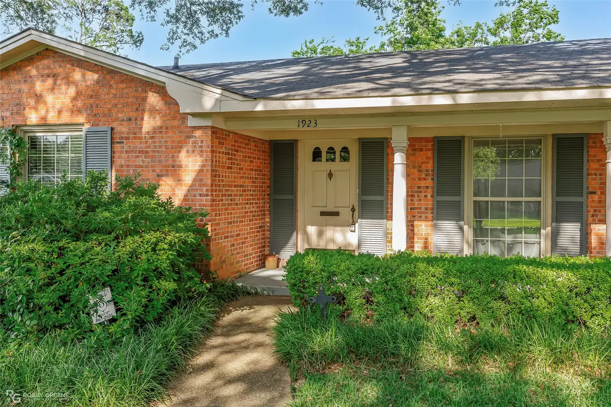1923 Bermuda Street, Shreveport, LA 71105 - Image #1