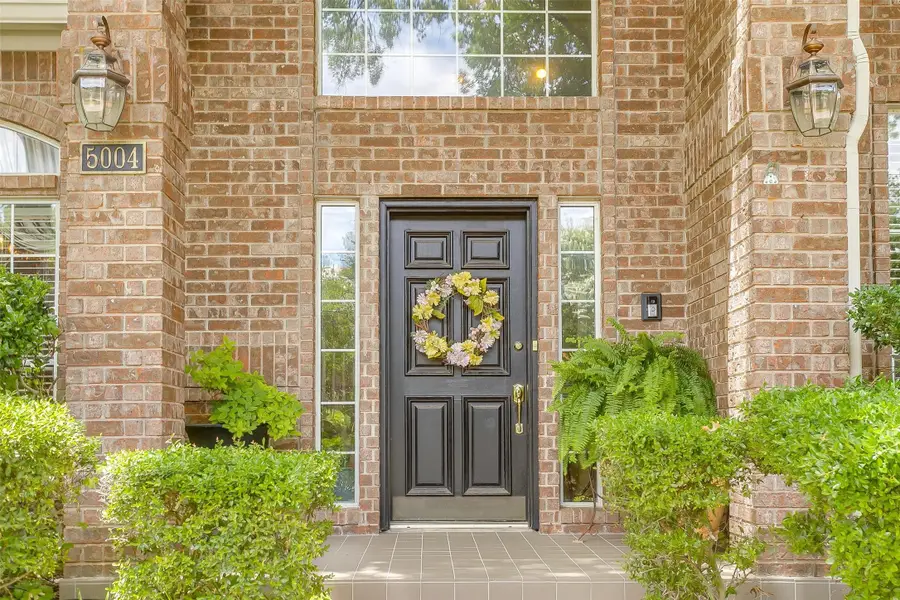 5004 Bridgewater Drive, Arlington, TX 76017 - Image #3