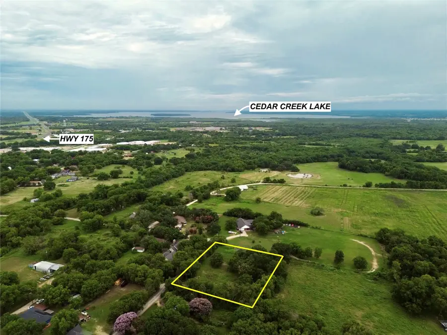 210 Forest Lane, Kemp, TX 75143 - Image #2