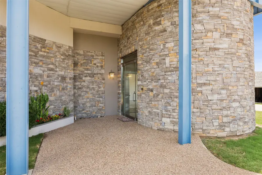 9029 Bellechase Road, Granbury, TX 76049 - Image #3