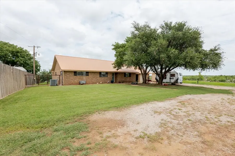 199 Willingham Loop, Seymour, TX 76380 - Image #3