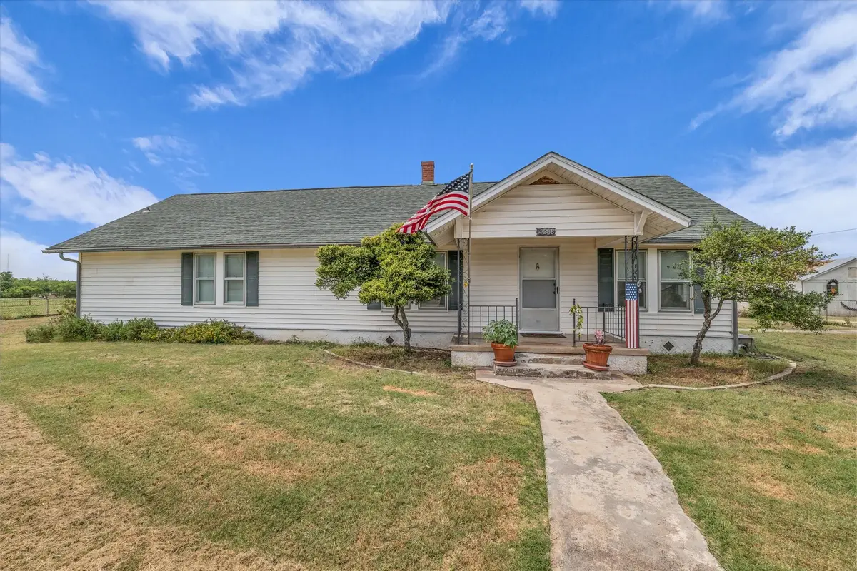 15288 Old China Spring Road, China Spring, TX 76633 - Image #1