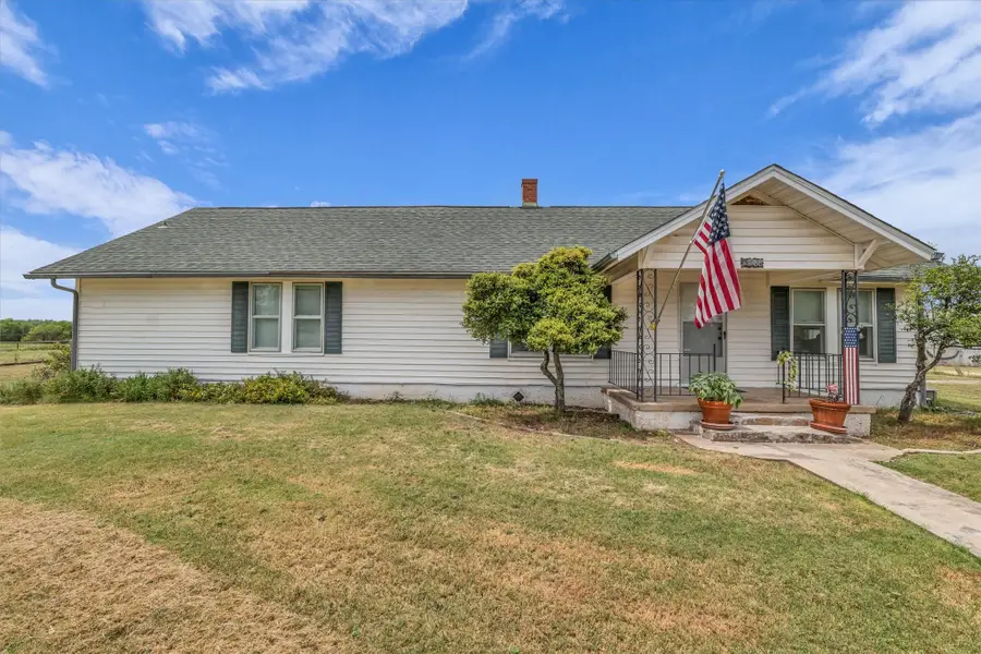 15288 Old China Spring Road, China Spring, TX 76633 - Image #3