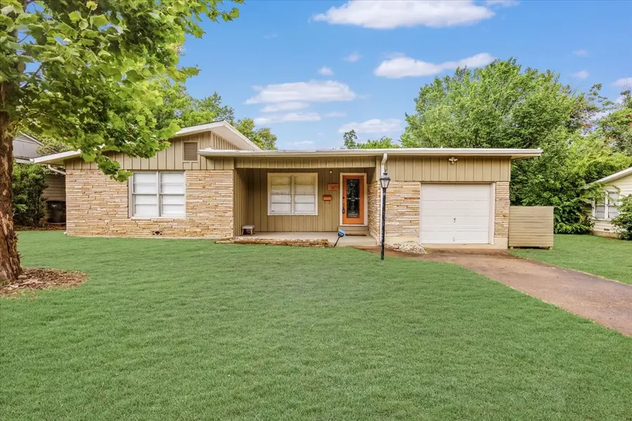3821 Willomet Avenue, Fort Worth, TX 76133 - Image #3