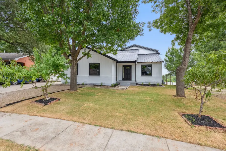 1702 Cherry Street, Grand Prairie, TX 75050 - Image #3