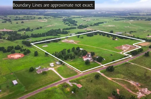 922 S Fm 80, Donie, TX 75838