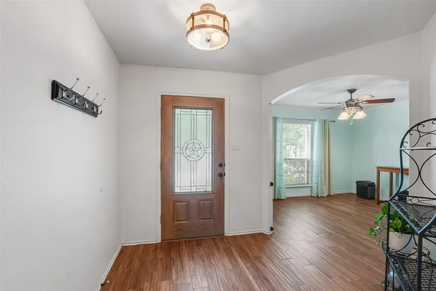 2028 Lake Trail Drive, Heartland, TX 75126 - Image #2