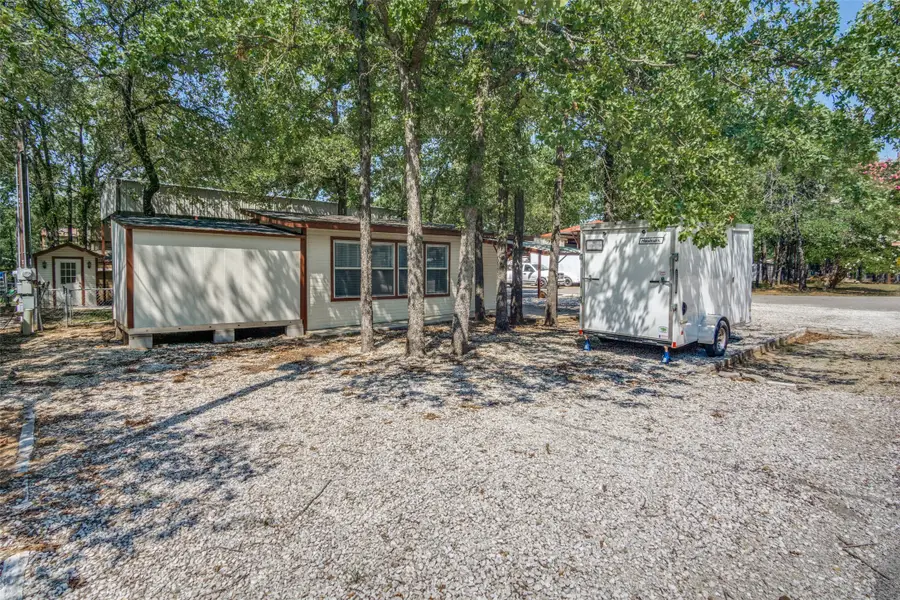 5709 Campfire Lane, Granbury, TX 76049 - Image #3