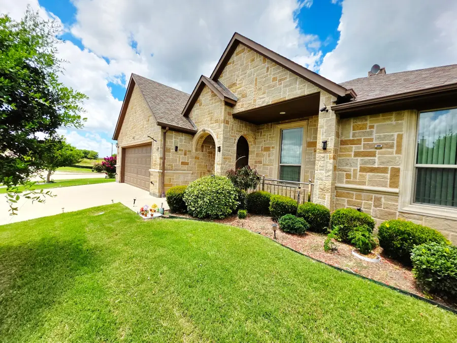 1021 Saint Matthew Circle, Royse City, TX 75189 - Image #3