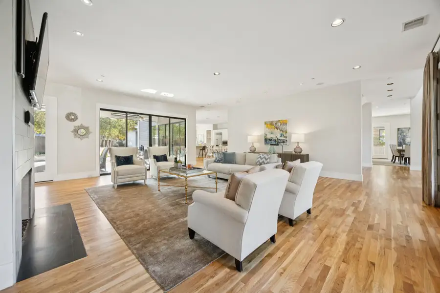 6130 Del Roy Drive, Dallas, TX 75230 - Image #3