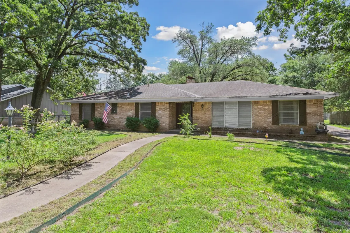 100 Royal Lane, Edgewood, TX 75117 - Image #1