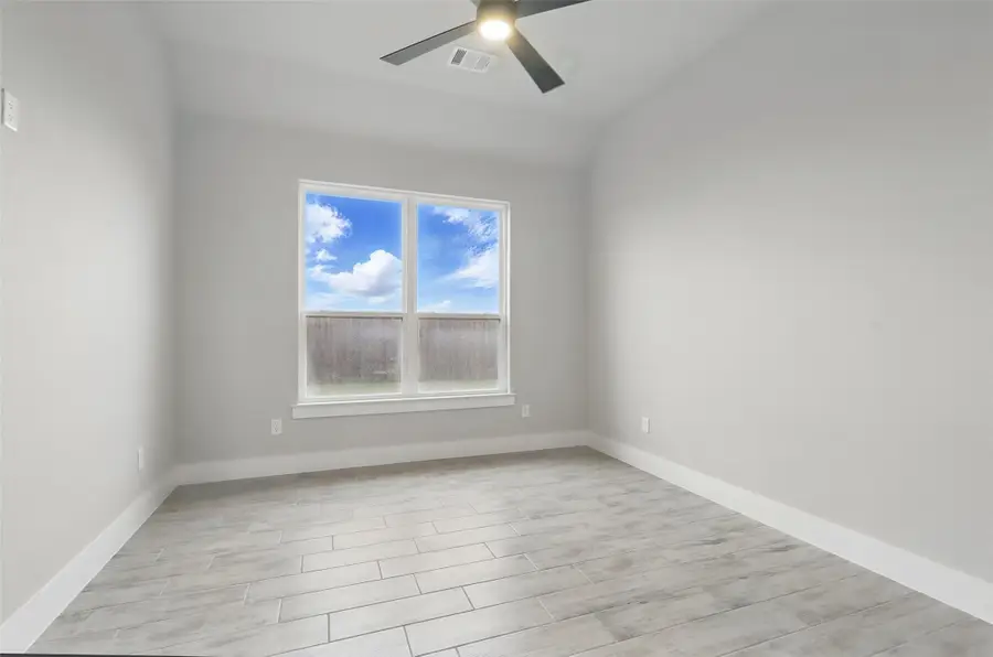 116 Mikasi, Godley, TX 76044 - Image #3