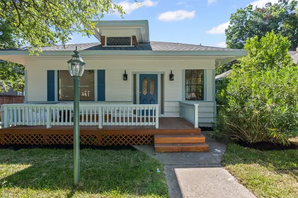 2250 Lipscomb Street, Fort Worth, TX 76110