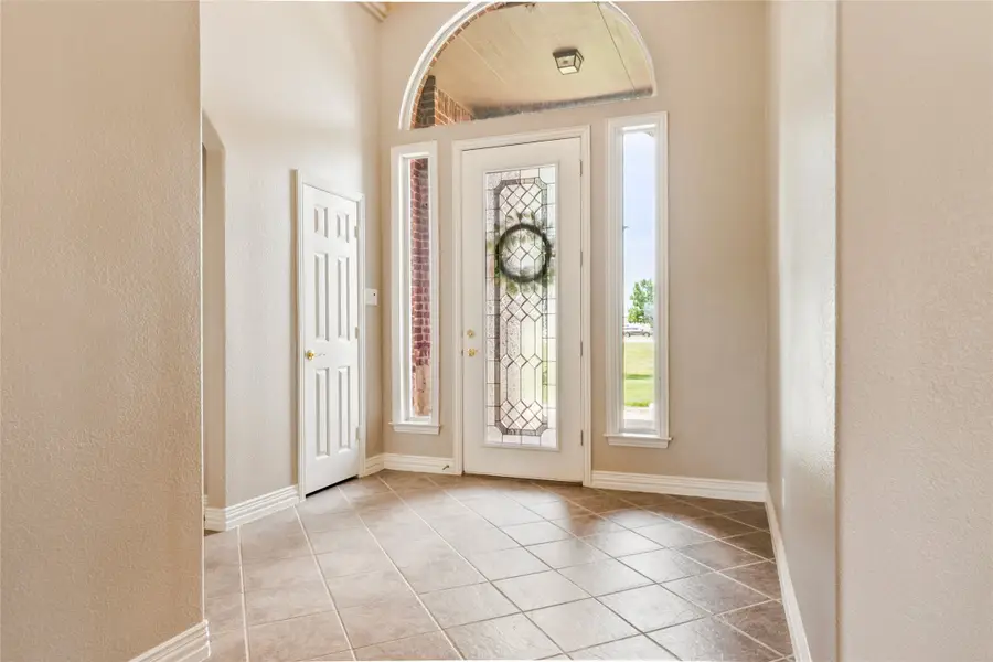 6713 Mustang Trail, Sanger, TX 76266 - Image #2