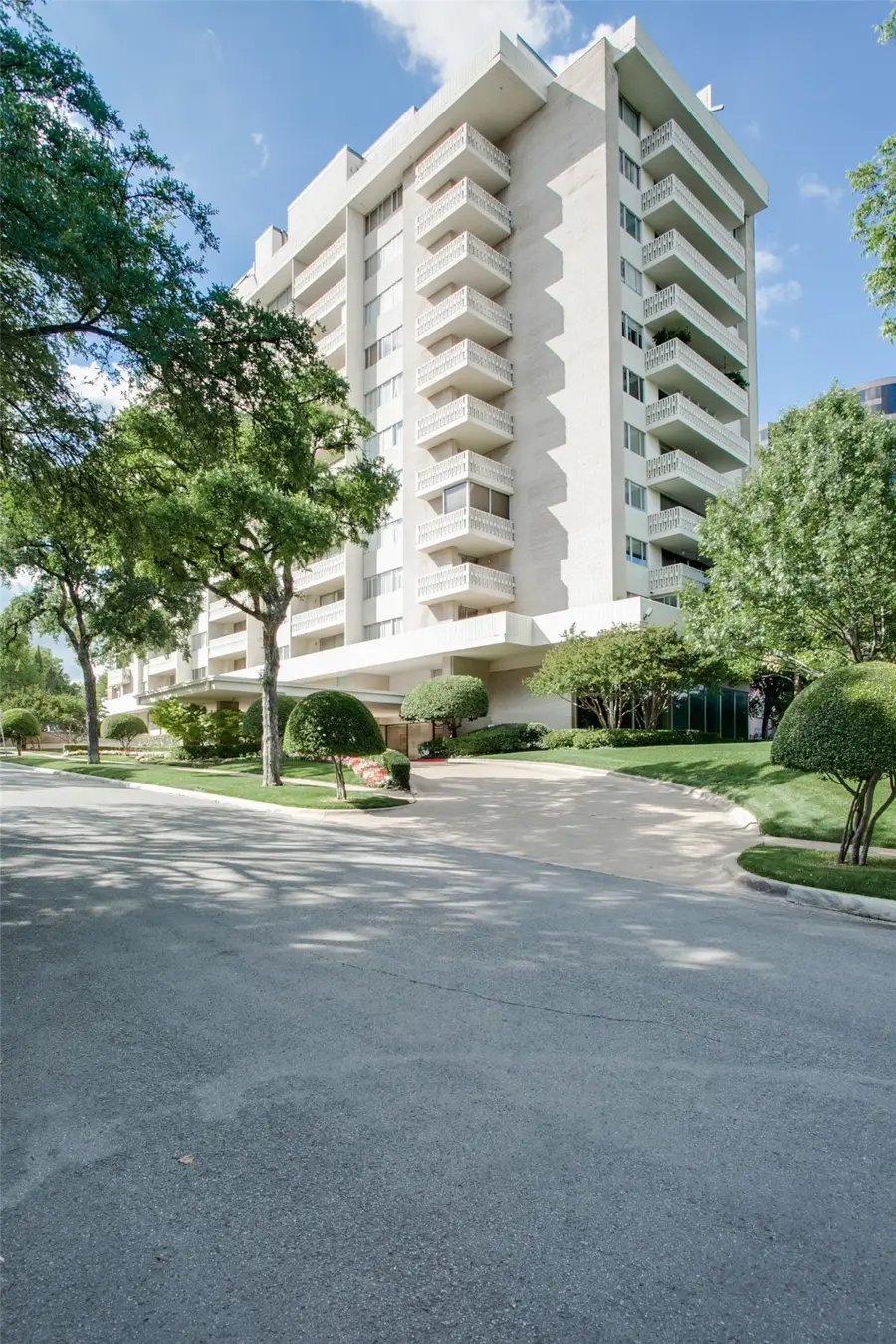 3701 Turtle Creek Boulevard #4J, Dallas, TX 75219 - Image #2