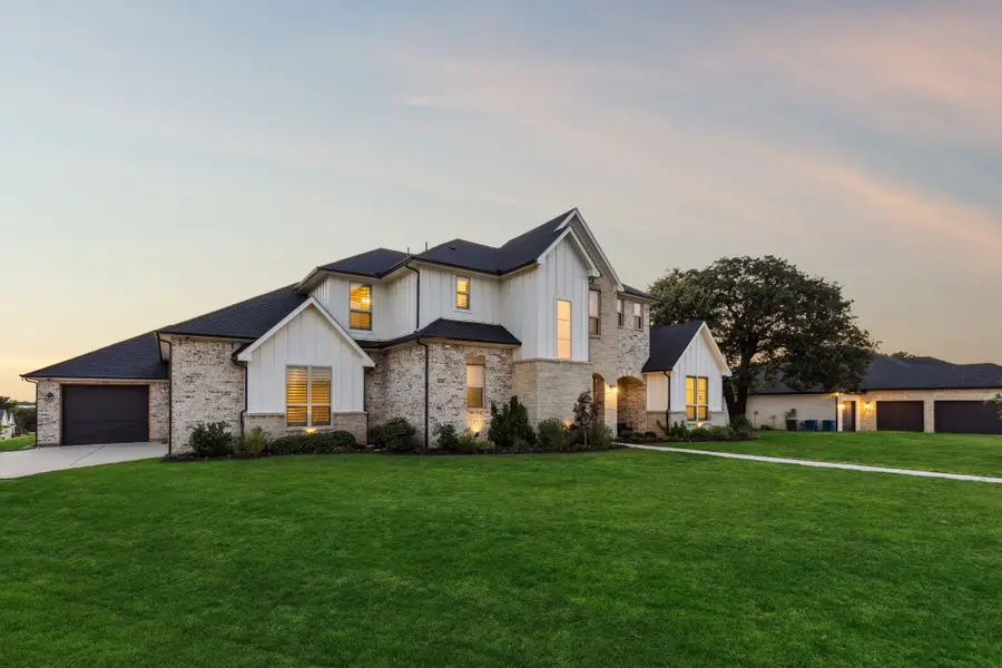 4309 Laura Lane, Flower Mound, TX 75022 - Image #2