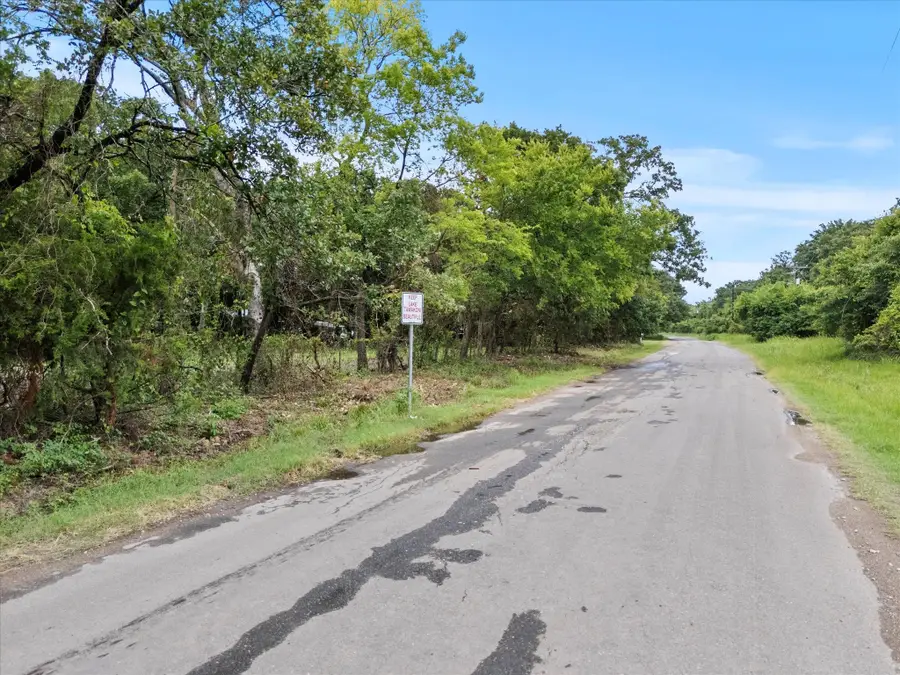 1358 E Rabbit Cove Road, West Tawakoni, TX 75474 - Image #3