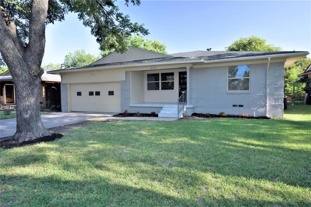 2435 Hillsboro Avenue, Dallas, TX 75228 - Image #1