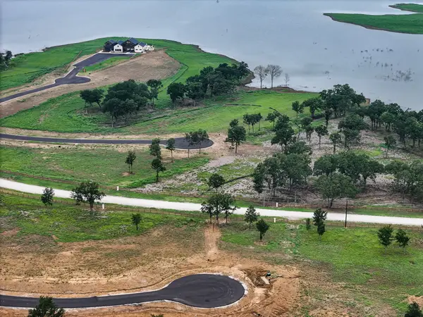 371 Woodland Trail, Windom, TX 75492