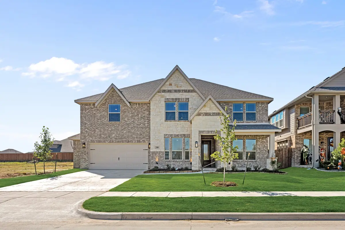 208 Rosewood Drive, Glenn Heights, TX 75154 - Image #1