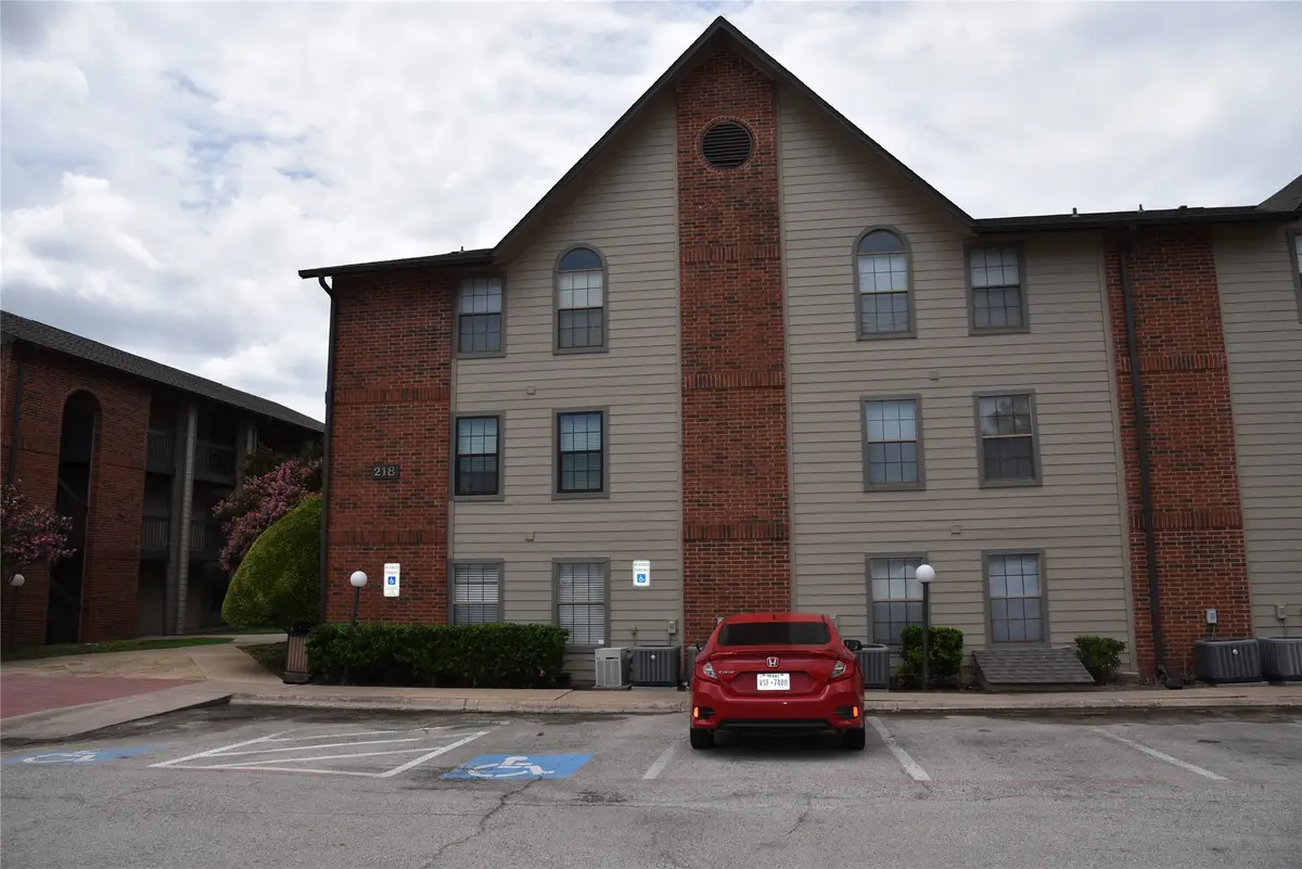 218 N Texas Boulevard #113, Denton, TX 76201 - Image #1