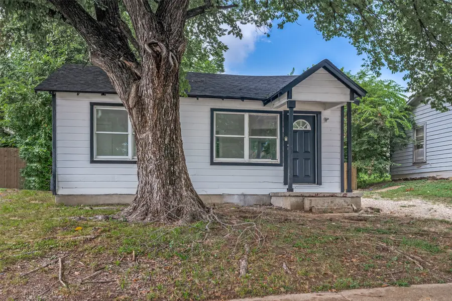 1236 E Powell Avenue, Fort Worth, TX 76104 - Image #2