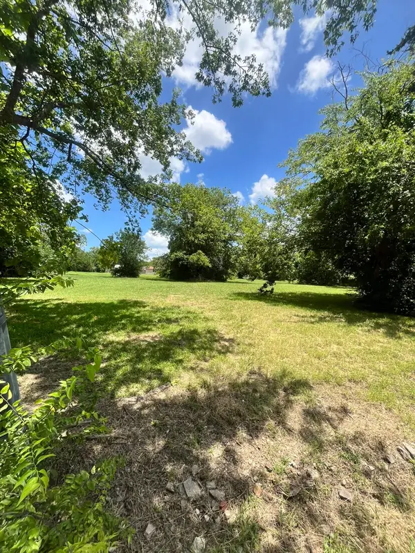 1806 Church Street, Commerce, TX 75428