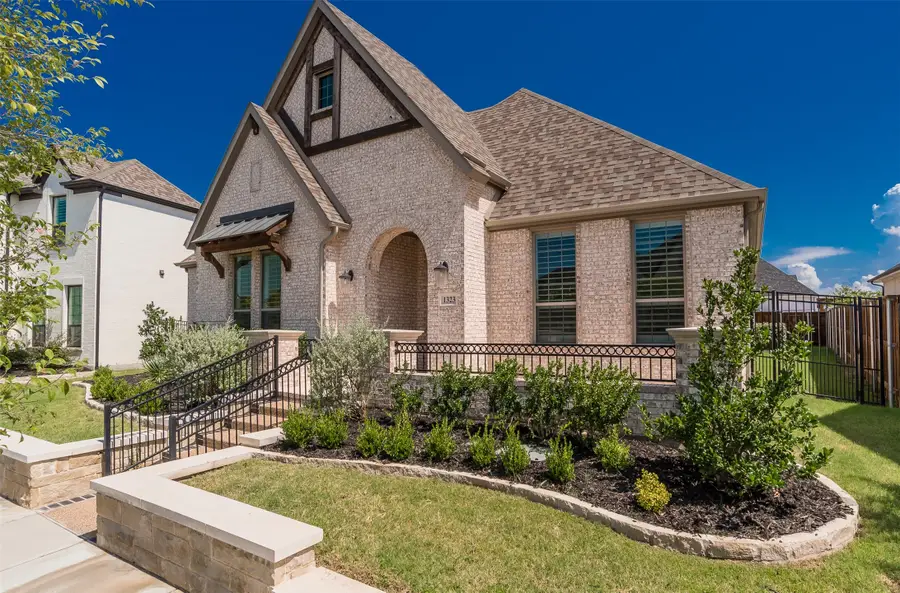 1323 English Setter Drive, Arlington, TX 76005 - Image #2