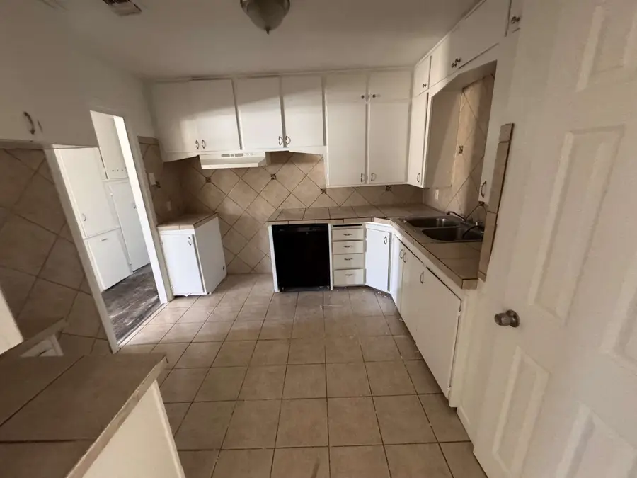 3509 31st Street, Lubbock, TX 79410 - Image #2