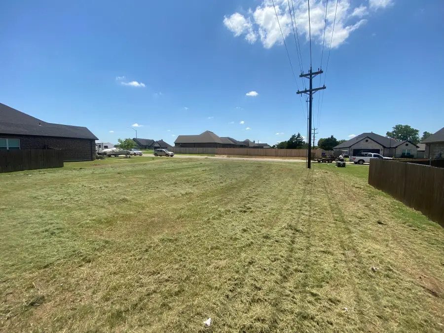 108 Post Oak Lane, Callisburg, TX 76240 - Image #2