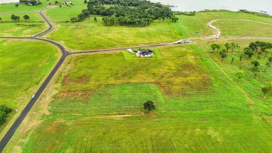 500 Shores Drive, Honey Grove, TX 75446 - Image #3