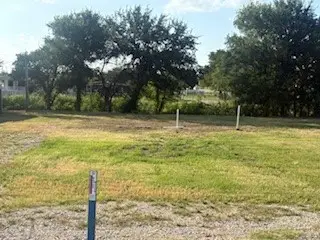 207 NE Front Street, Millsap, TX 76066 - Image #3