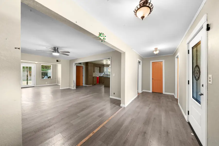 708 E Commerce Street, Mexia, TX 76667 - Image #3