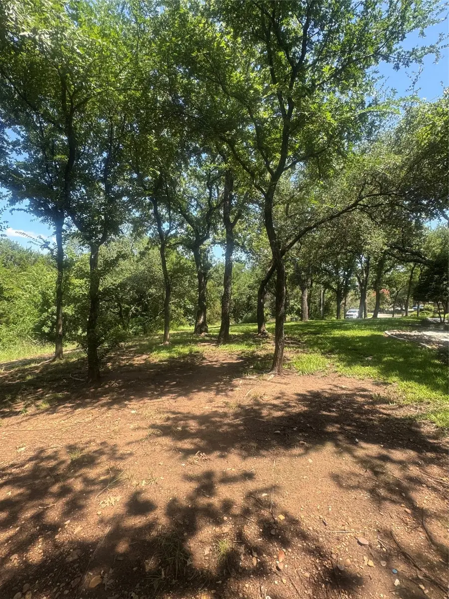 6118 Laredo Court, Decordova, TX 76049 - Image #3
