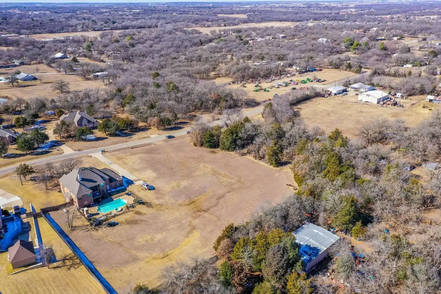 2413 Plantation Drive N, Burleson, TX 76028 - Image #3