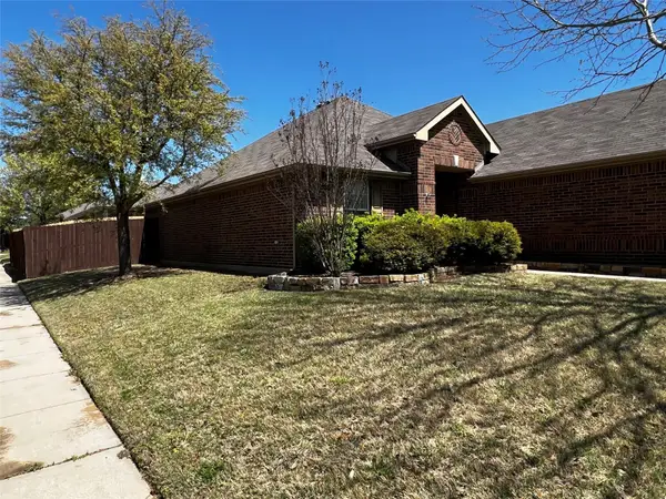 1801 Caney Creek Drive, Little Elm, TX 75068