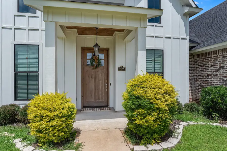 207 Jamestowne Boulevard, Benton, LA 71006 - #2