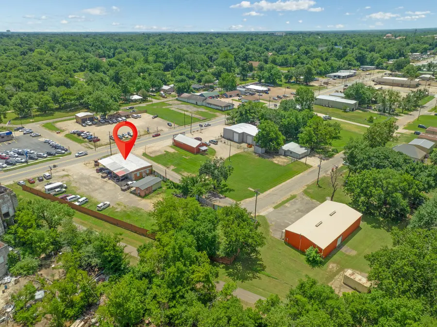 1121 N Main Street, Paris, TX 75460 - Image #2