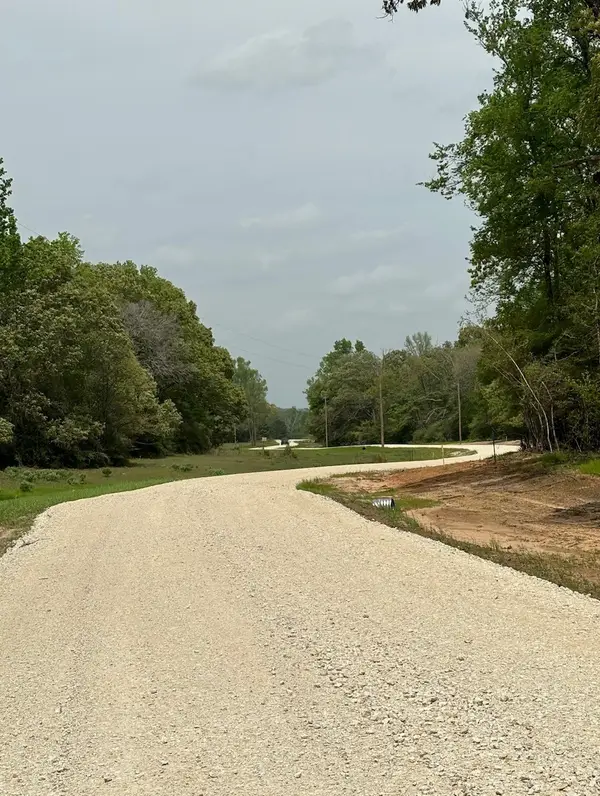 009 County Rd 242, Oakwood, TX 75855