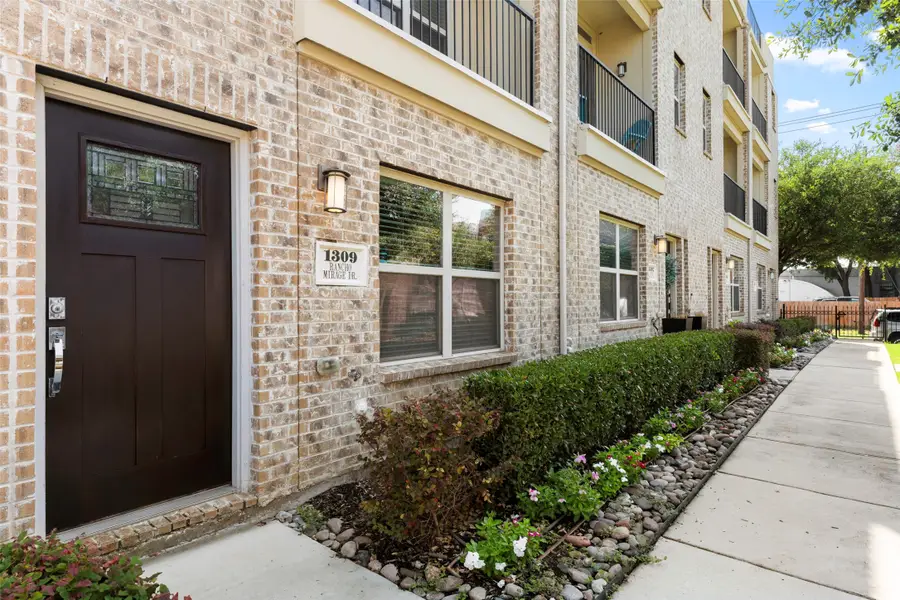 1309 Rancho Mirage Drive, Dallas, TX 75204 - Image #2