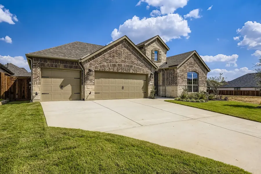 1809 Flowerfield Lane, Mansfield, TX 76063 - Image #2