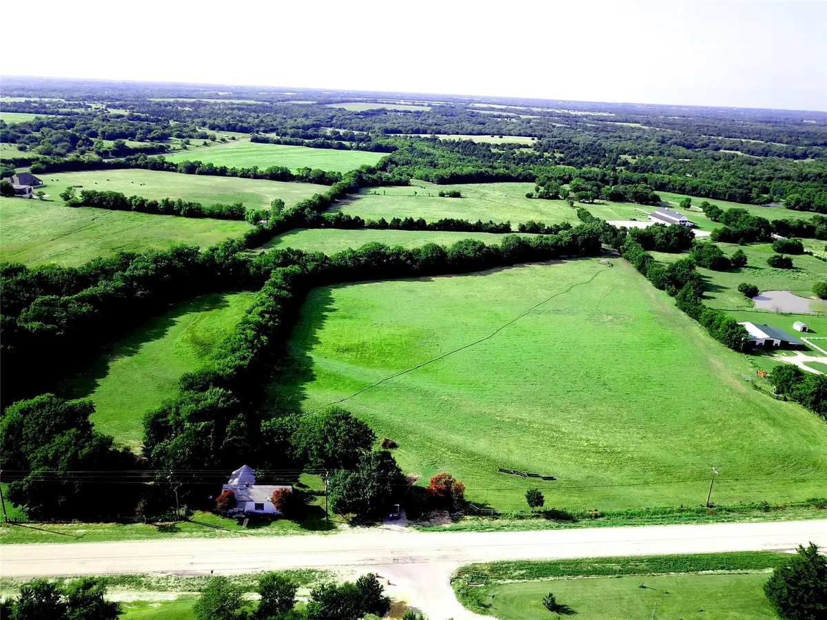 5187 Fm 121, Van Alstyne, TX 75495 - Image #1